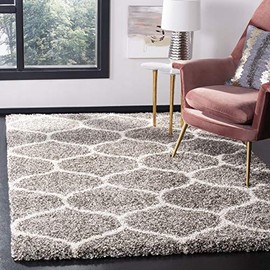 Safavieh Hudson Shag Collection SGH280B Moroccan Ogee Trellis 2-inch Thick Area Rug, 4' x 6', Grey / Ivory