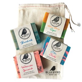 BLUEBYRD Soap Co. Barras de jabón naturales para niños, paquete variado de 4 | Juego de 4 jabones para niños | Barra de lavado corporal para adolescentes y niños | Barras de jabón de colores para niños con bolsa de regalo | Jabón para niños fabricado en 