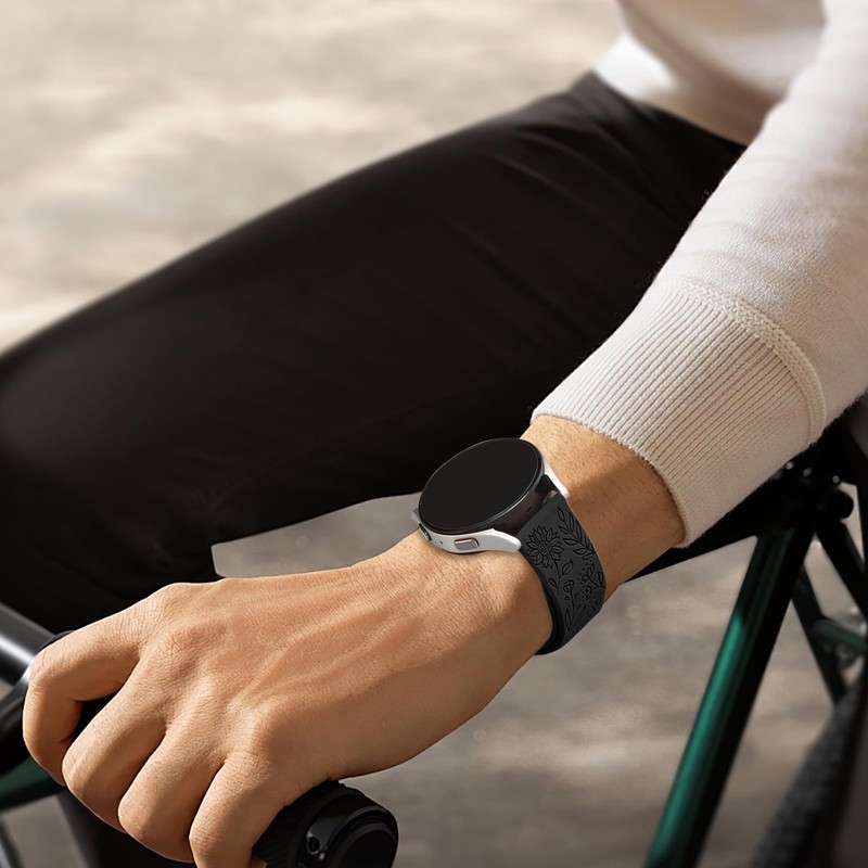 Strisinho 22mm Floral Engraved Bands Compatible with Garmin Vivoactive 4