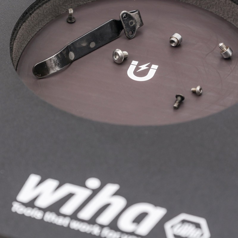 Wiha 91851 45 Piece Knife Maintenance Magnetic Workstation Tray Set