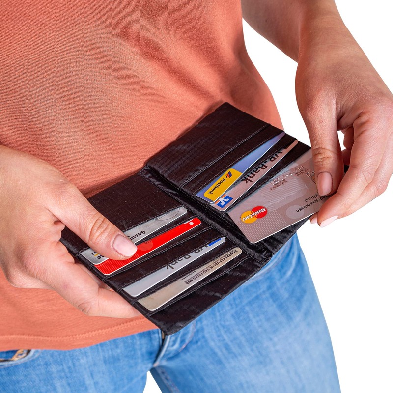 Tatonka Card Holder 12 RFID B - Credit Card Case