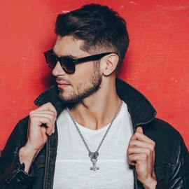 OIDEA Men's Viking Necklace with King Chain: Heavy Punk Rock Wolf Head Thor's Hammer Pendant Wolf Head Odin Bear Claw Nordic Viking Jewellery Gift for Men Friend Father, Stainless Steel