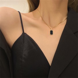 Black Square Onyx Pendant Necklace Gold Plated Vintage Simple Gemstone Rectangle Geometric Small Lightweight Chain Necklace for Women Men Minimalist Birthday Prom Wedding Party Fashion Jewelry Gifts (Gold)