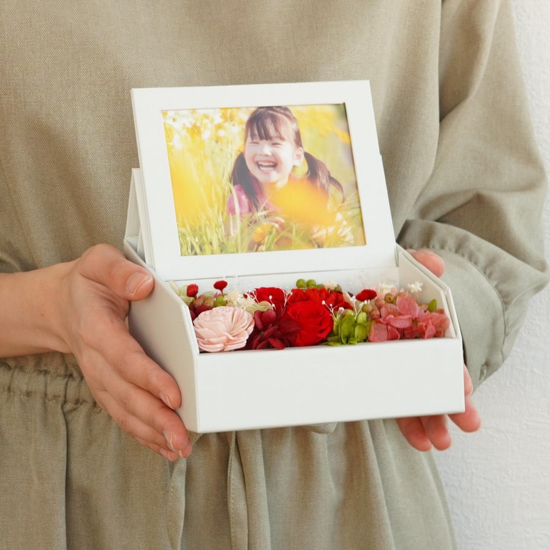 Marika Flower Mother's Day Gift Photo Box L Edition Photo