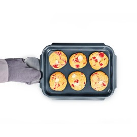 Joseph Joseph Nest™ Bake Large Non-Stick Baking Sheet Pan, Carbon Steel, Easy-Pull Handles, Stackable, Space-Saving Design, 10-Year Guarantee