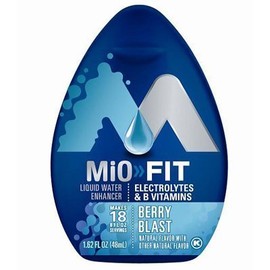 MiO Fit Water Enhancer - Berry Blast, Makes 18 Servings + Vitamins, 1.62 oz each, (Pack of 5) by Mio