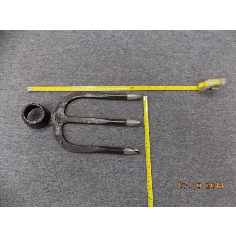 Canterbury Hoe Fork Head, Forged 3 Prongs