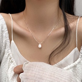 W WEILIRIAN Bohemian Pearl Pendant Necklace for Teen Girls Pearl Bead Necklace Choker Silver Satellite Bead Necklace Chain Pearl Wedding Necklace Jewelry for Women Gifts