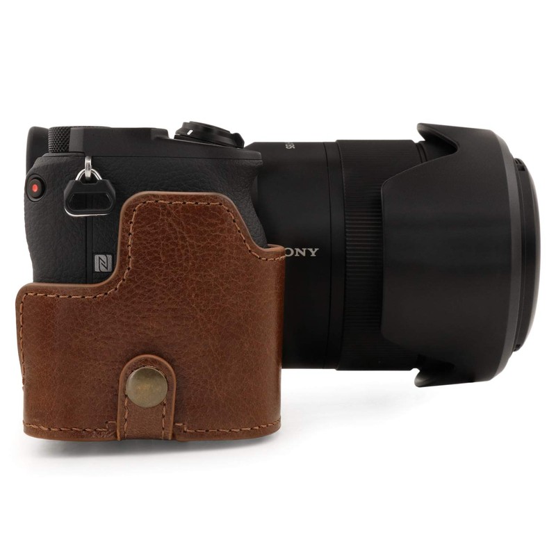 MegaGear MG1803 Ever Ready Genuine Leather Camera Case Compatible with