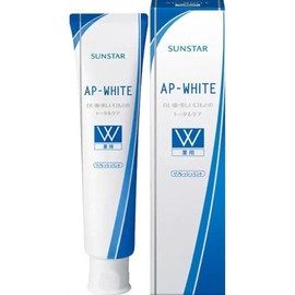 サンスター 薬用APホワイト [医薬部外品] ハミガキ トータルケア オールインワン ホワイトニング 美白 口臭ケア 歯周病予防 むし歯予防 [リフレッシュミント] <歯磨き粉 歯の黄ばみ 着色汚れ タバコのヤニ取り フッ素配合> 110g
