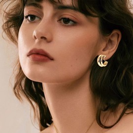 SONNYX 15 Pairs Clip On Earrings for Women Non Pierced Gold Sliver Cute Earrings Crystal Earrings Pearl Earrings Charming Fashion Chunky Hoop Earrings Set Hypoallergenic Gift