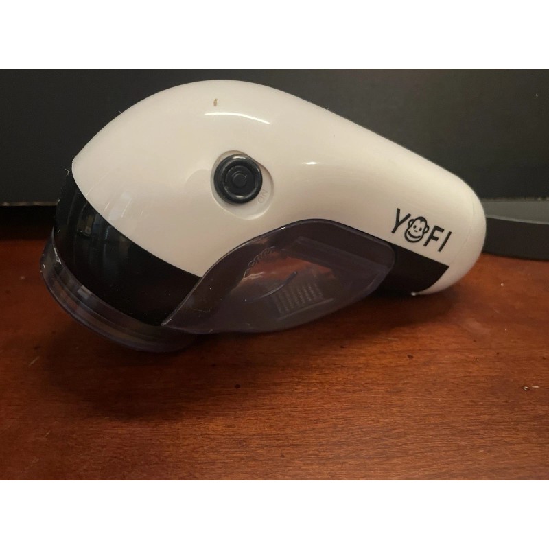 Yofi Fabric Lint Razor Shaver- Battery Operated Cordless - For