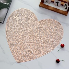 Hosoncovy Heart Shaped Placemats Set of 4,Table Mats Set Washable PVC Non-Slip Heat Resistant Table Place Mats Dinner Mats Meal Mat for Kitchen and Dining Room for Wedding (Rose Gold)