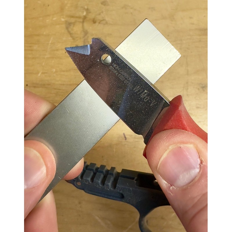 Diamond Machining Technology (DMT) Dia-Sharp 4-inch Diamond Sharpening Stone, Fine,