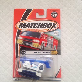Matchbox 2000-38 Earth Crunchers The Wall Eater White & Blue 1:64 Scale