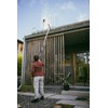 Fiskars Oneclick Pulitore per Grondaie, Accessorio con Raschietto e Spazzola,