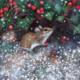 Museums & Galleries Pack of 8 Christmas Cards - 'Winter Mouse' - Lovely Design with Cute Mouse, Ivy and Berries - The Classics Range - 8 Card of 1 Design, Blue Brown White Green Red, 138 x 133 x 12mm