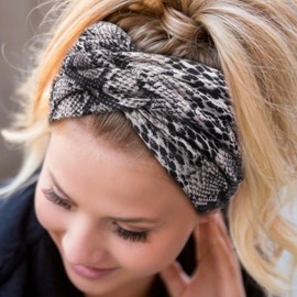 DRESHOW 4 Pack Turban Headbands for Women Wide Vintage Head Wraps Knotted Cute Hair Bands Accessories