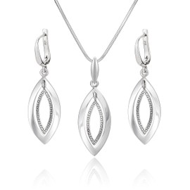 LillyMarie Ladies Silver Jewelry set Sterling 925 Oval Pendant Length Adjustable Gift Wrapped Women Christmas