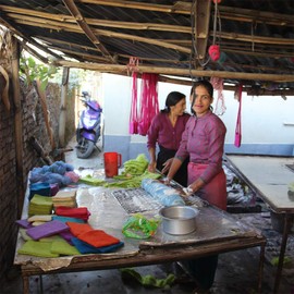 Maharanis Fairtrade Felt Coaster Pot Saucer Pink 22 cm Handmade Pure Wool Heat Resistant
