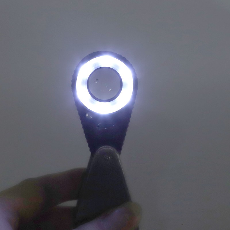 20X Folding Magnifying Glass Portable Rechargeable Pocket Magnifier with LED