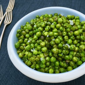 Naturalee Fried Green Peas 2 lb - Fried & Salted - Vegan, High Fiber Snack, Salty Crunch