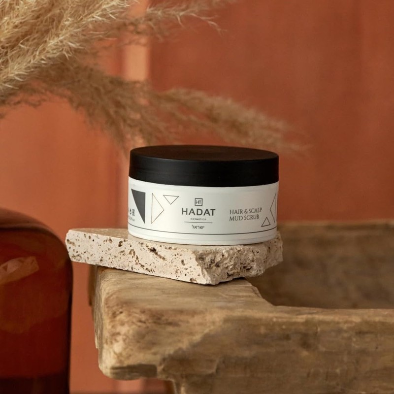 HADAT Cosmetics Hair and scalp mud scrub for deep cleansing