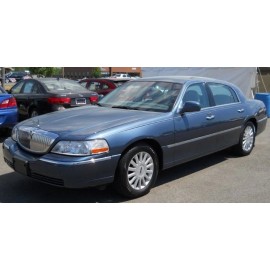 BASF Touch Up Paint for Lincoln vehicles with paint code KR, Norsea Blue.