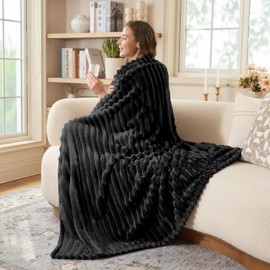 Joiedomi Throw Blanket for Couch, Soft Black Fleece Blankets Birthday Gifts for Women Mom Girls, 3D Ribbed Jacquard Cozy Cute Soft Throw Aesthetic Gifts 50x60 Inches
