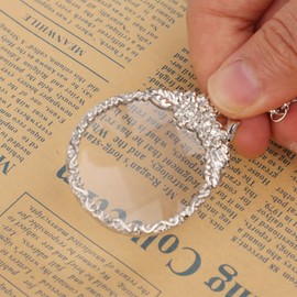 Magnifying Glass with Chain Reading Magnifier 3X Magnification Reading Aid Bags Magnifier Pendant Necklace Pullover Magnifying Glass Portable Handheld Magnifier Women Girls Vision Aid Mini Magnifying