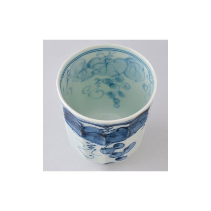 波佐見焼 一誠窯 軽量 湯呑 (大) 内外ぶどう 青