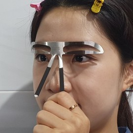 Ownerclan Eyebrow Guide Eyebrow Guide Drawing Natural Shape Eyebrows Women / 오너클랜 눈썹 가이드 눈썹 가이드 자연형 그리기 눈썹 여자