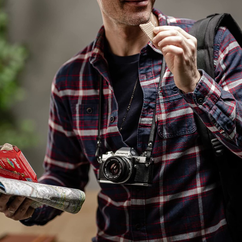 Loacker Classic Hazelnut Wafers - Premium Crispy Wafer Cookies with