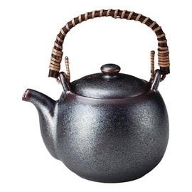 Yugen No. 3 Earthenware Pot | Earthen: 5.3 x 4.1 x 4.1 inches (13.6 x 10.5 x 10.5 cm), 11.3 oz (320 g)