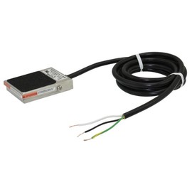 Linemaster T-91-SWANO38S Treadlite II Stainless Steel Foot Switch, Electrical, Single Pedal, Momentary, SPST Wired N.O., No Guard, Brushed Finish, 8 ft. Cord Without Plug