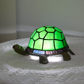 NUODITOS Tiffany Style Turtle Table Lamp Green Stained Glass Lamp Kids Children Animal Night Light for Home Decor Small Nightstand Light