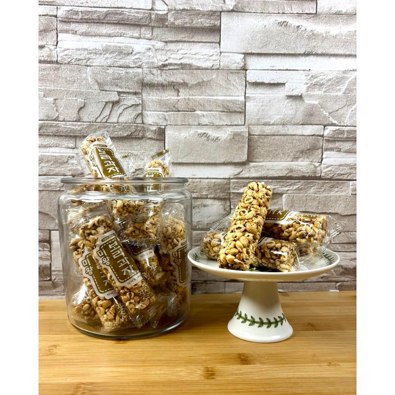 Original Korean Barley Snack Bars, Traditional Sweet Crispy Treats, 900g