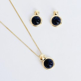 BStones – arete y collar chapados en oro con piedra natural – Cómodo juego de joyería hipoalergénica para mujer 0.7 pulgadas (1,8 cm), White Gold, Piedra, Sodalita