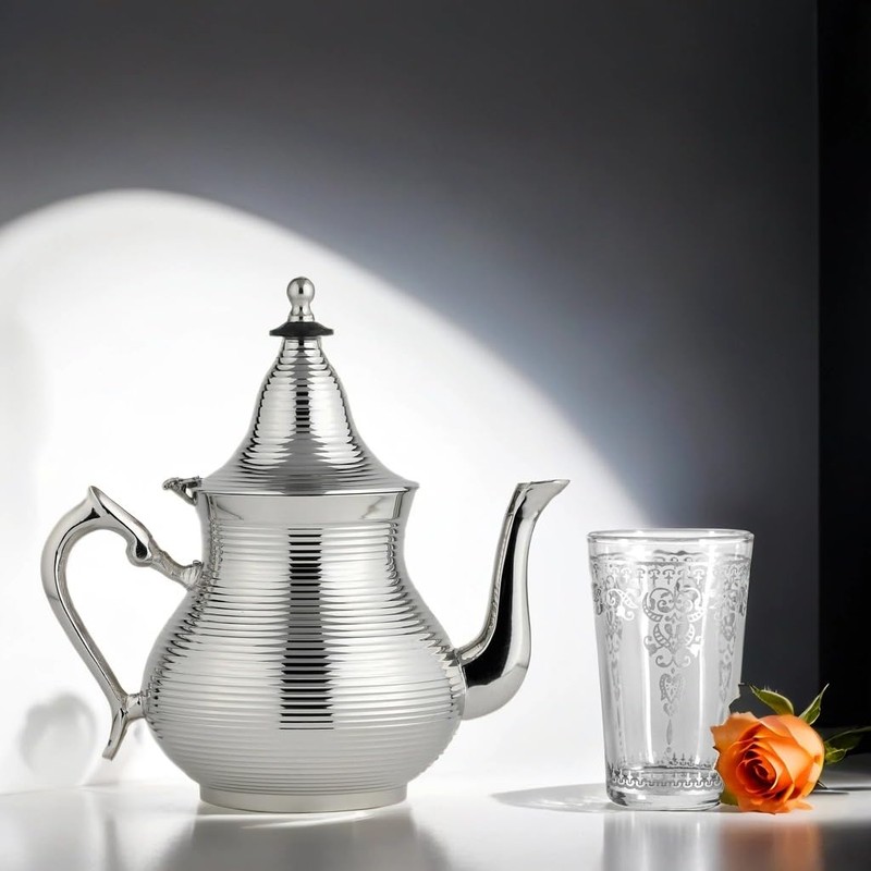 Marrakech Oriental Decorative Teapot Tea Maker with Strainer Insert 750