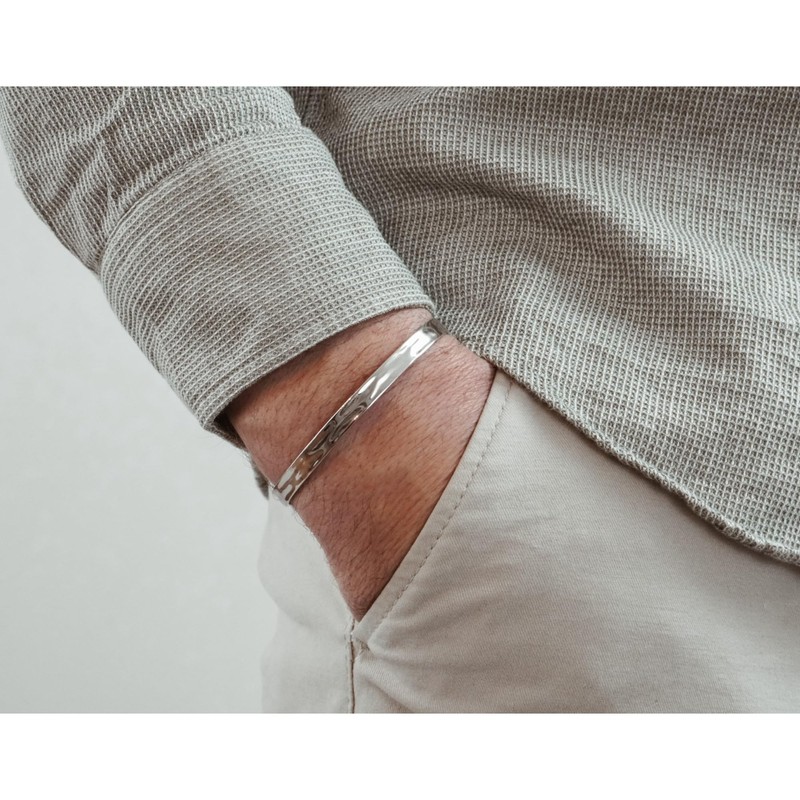 Acura-Styles Men's Stainless Steel Cuff Bracelet Men's Bracelet Silver Hammered