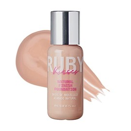 Ruby Kisses Base De Maquillaje Líquida De Cobertura Media, Ligera, Acabado Natural, Maquillaje Facial Para Todo Tipo De Piel, Maquillaje Coreano (Beig