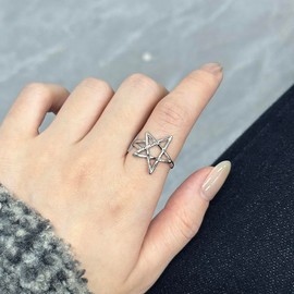 Niaspi Minimalist Star Wrap Open Band Finger Ring for Women Men Unisex Stainless Steel Adjustable Statement Pentacle Celtic Knot Engagement Comfort Fit Stackable Knucle Ring Jewelry (Silver)