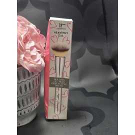 It Cosmetics Heavenly Luxe  Holiday CC+ Skin Perfecting Brush