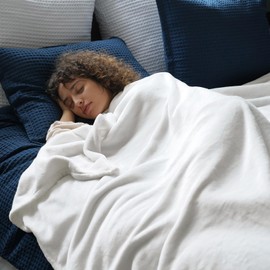 PHF Ultra Soft Fleece Blanket Queen Size, No Shed No Pilling Luxury Plush Cozy 300GSM Lightweight Blanket for Bed, Couch, Chair, Sofa Suitable for All Season, 90" x 90", White