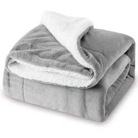 VIA MONTEN Sherpa Fleece Throw Blanket, Lightweight Warm and Cozy Reversible Soft Microfiber Fluffy Fleece Blanket for Bed Sofa Couch Settees, Kids Adult Gift Travel – Grey, Single Size 130 x 150 cm