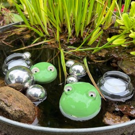 Gartenzaubereien Swimming Frogs Set of 2 with Tea Light Bowls and Silver Floating Balls