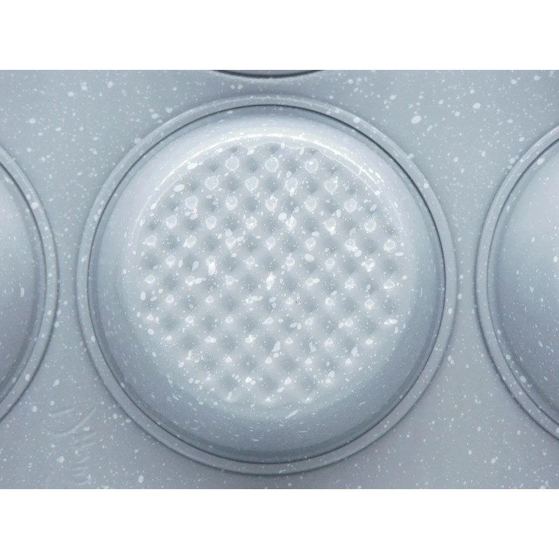 David Burke Kitchen Commerical Weight 12 Cup Muffin Pan 2.75