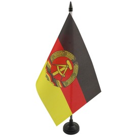 AZ FLAG EAST GERMANY TABLE FLAG 5'' x 8'' - GERMAN RDA DESK FLAG 21 x 14 cm - Black plastic stick and base