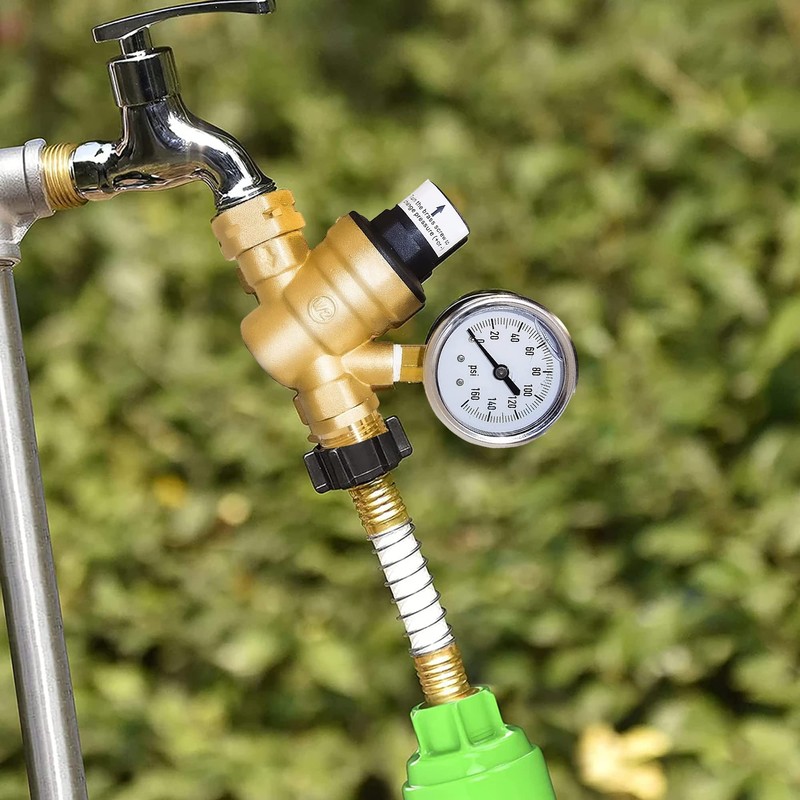 Hourleey Water Pressure Regulator Valve, RV Brass with Gauge and