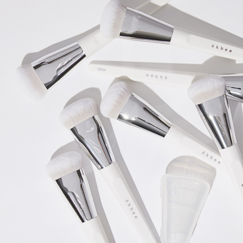 SOOADOR okhee #PIV01 White Jade Foundation Brush - SOOADOR okhee